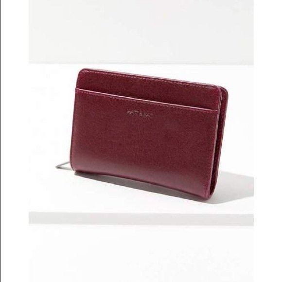 Matt & Nat Handbags - NEW discontinued Matt & Nat wallet in red